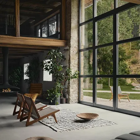 I-am-escape - Ein 700 000m2 Life Work Retreat Im Herzen Europas.